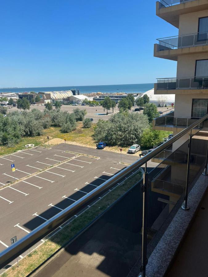 Monalissa Summerland Apartment Mamaia Exterior photo